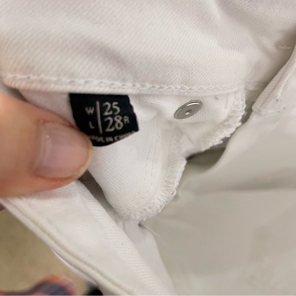 Abercrombie & Fitch White Distressed Skinny Jeans size 25 - Picture 8 of 8